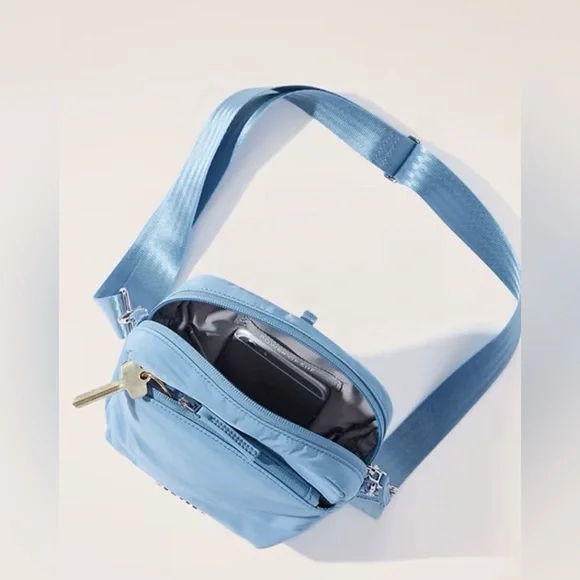 Athleta Light Blue Crossbody Bag - Picture 3 of 12